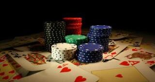 bluff poker